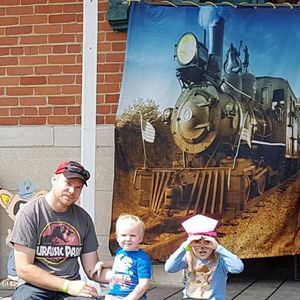 Meet your Posher, Thomas